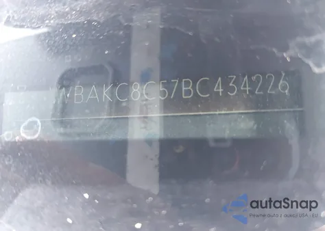 2011 BMW 750Li xDrive z USA, uszkodzony, nr VIN WBAKC8C57BC434226